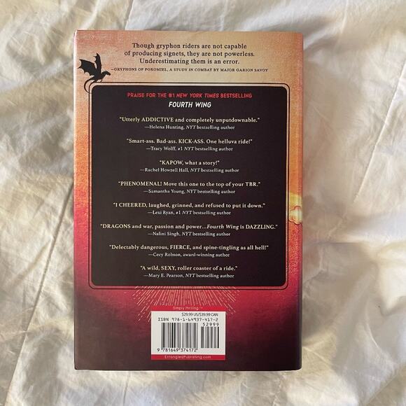 Iron Flame (The Empyrean Book 2) by Rebecca Yarros Limited Edition - Picture 3 of 6